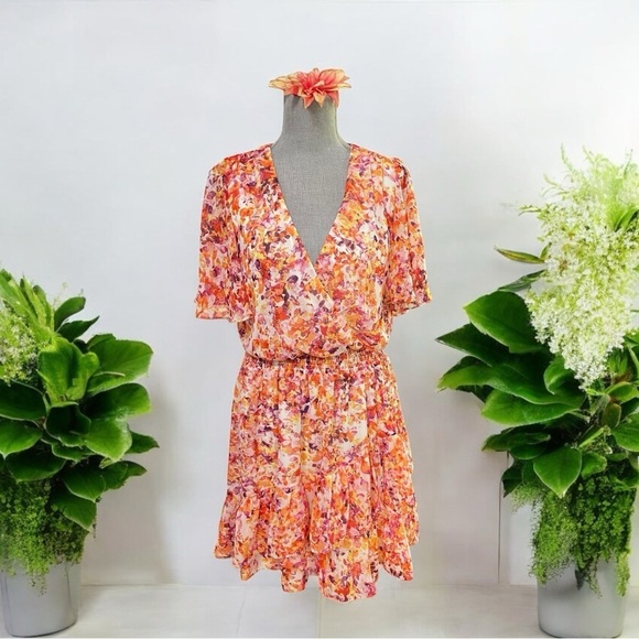 Laundry by Shelli Segal
Floral Ruffle Dress size 12 - Picture 1 of 14